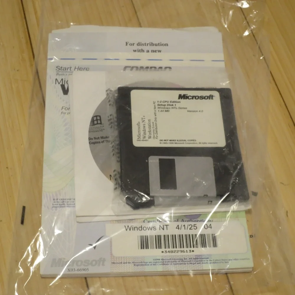 Microsoft Windows NT Workstation‎ 4.0 SP5 CD-ROM, 3.5 Floppies, Manual & COA 04
